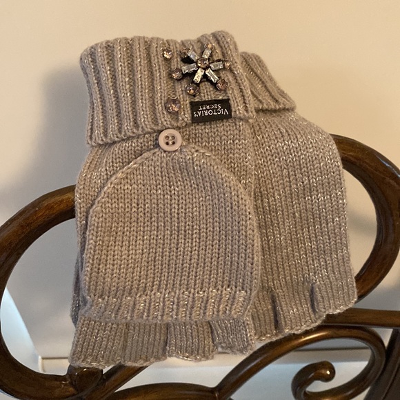 🛑 SOLD 🛑 Victoria Secret Angel Collection - Picture 2 of 4